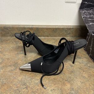 JESSICA RICH X STEVE MADDEN lace up heel